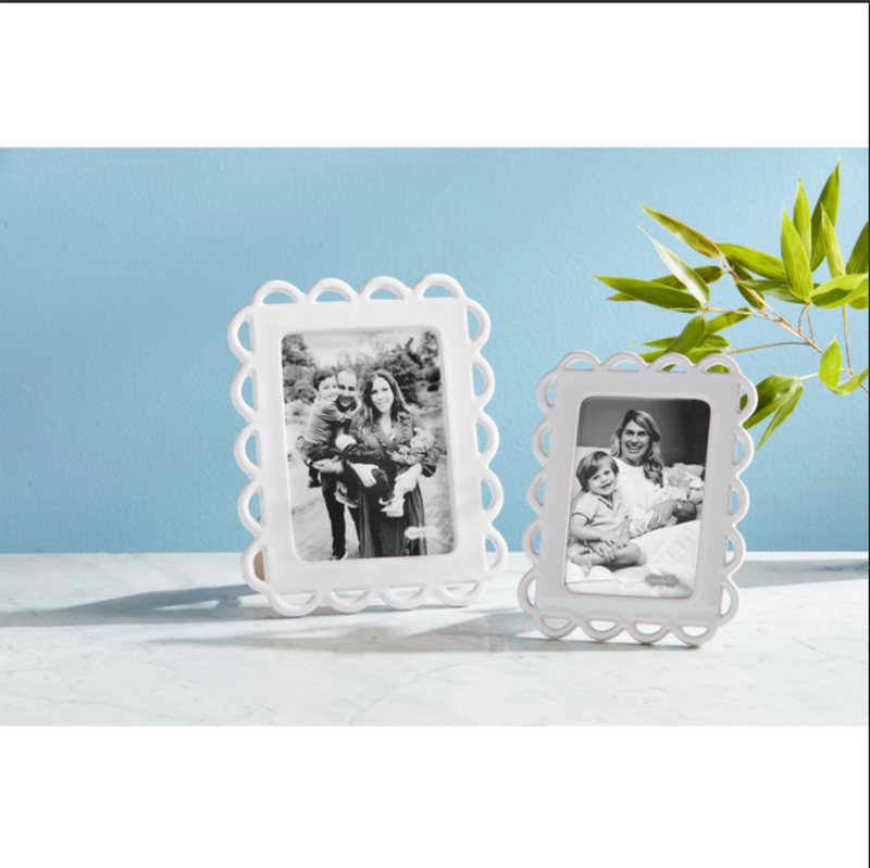 Ceramic Scallop Frame