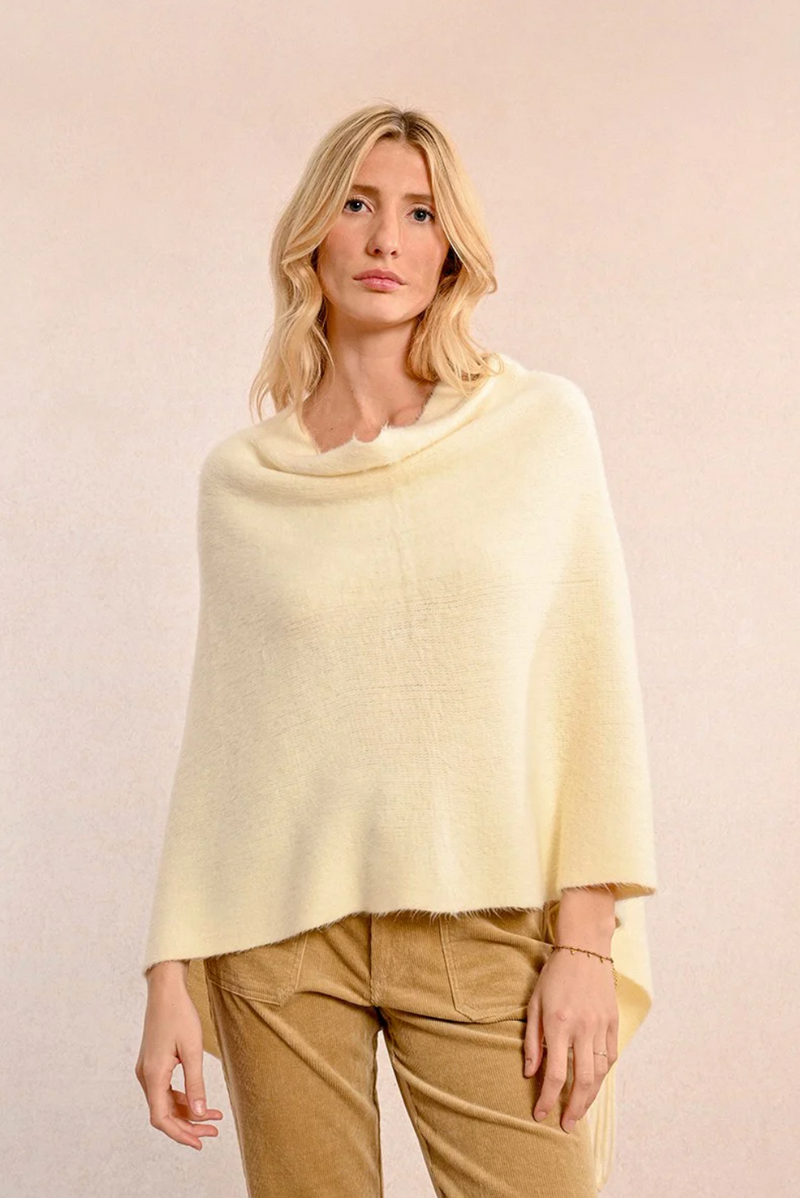 Soft fringed poncho