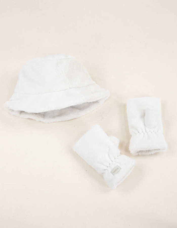TEDDY FLEECE BUCKET HAT