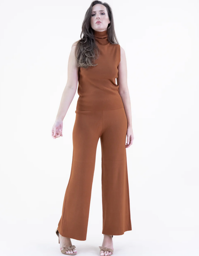 Sleeveless Turtle Neck Top