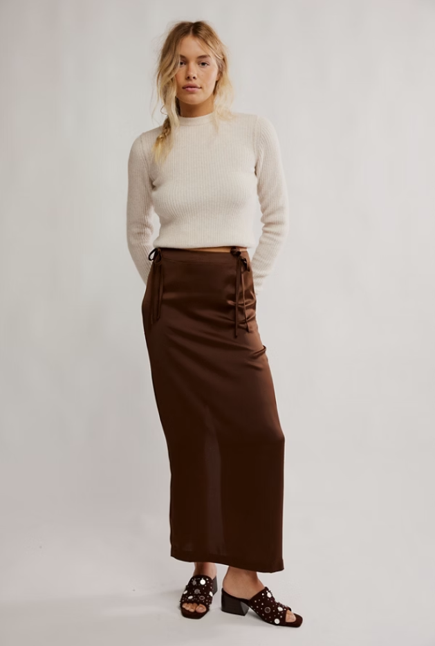 Rosetto Column Skirt