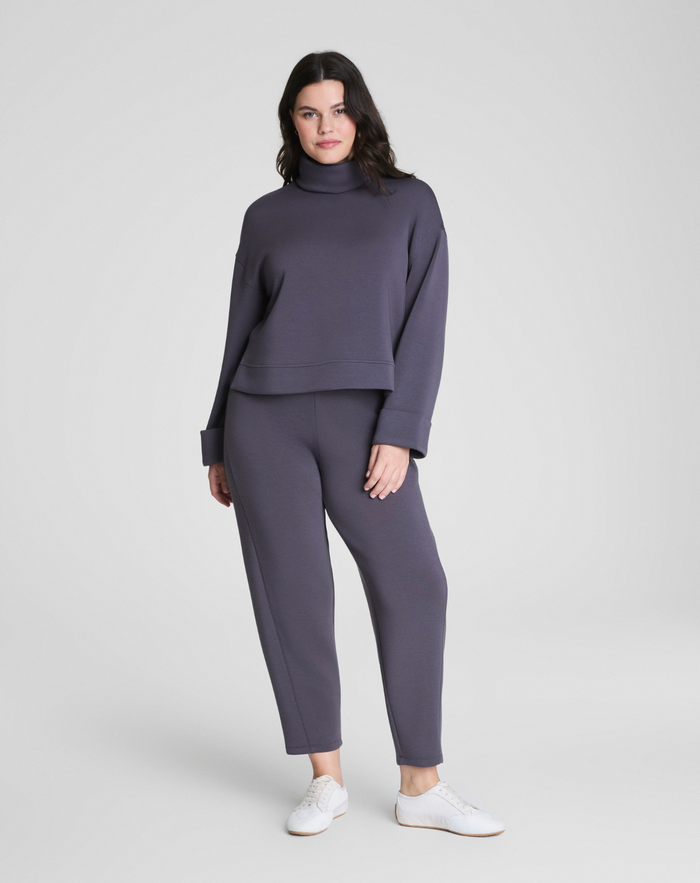 Airessentials Barrel Leg Pant