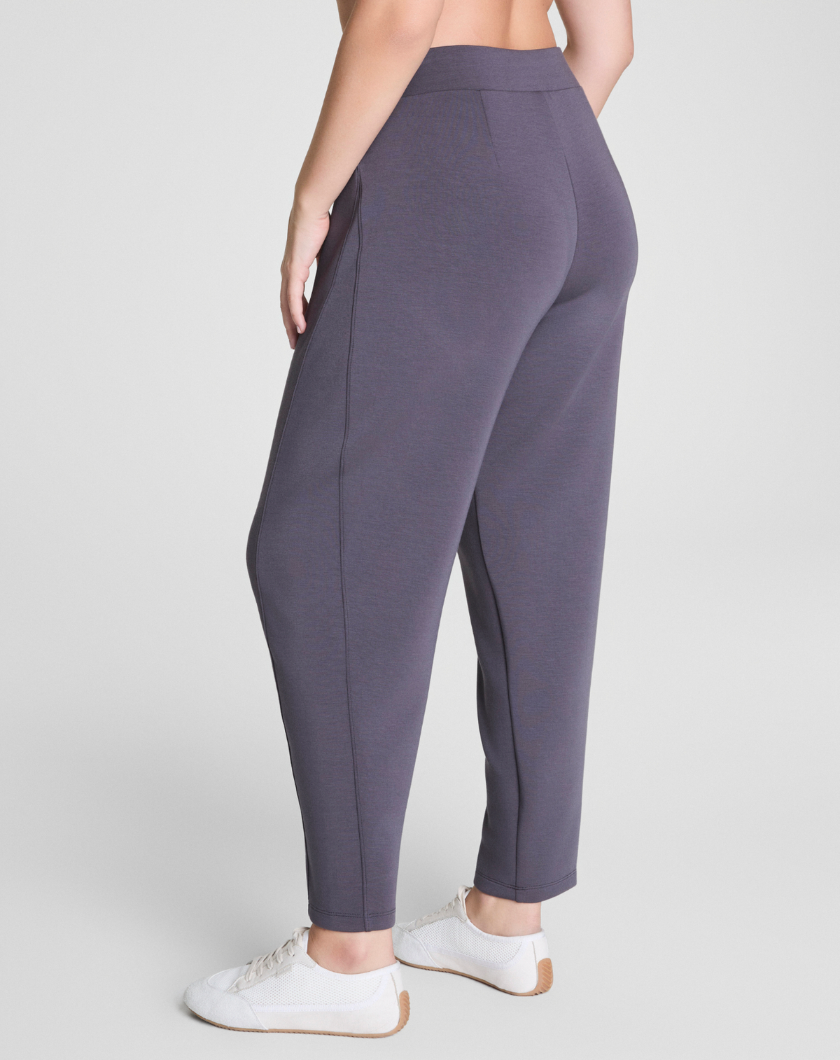 Airessentials Barrel Leg Pant