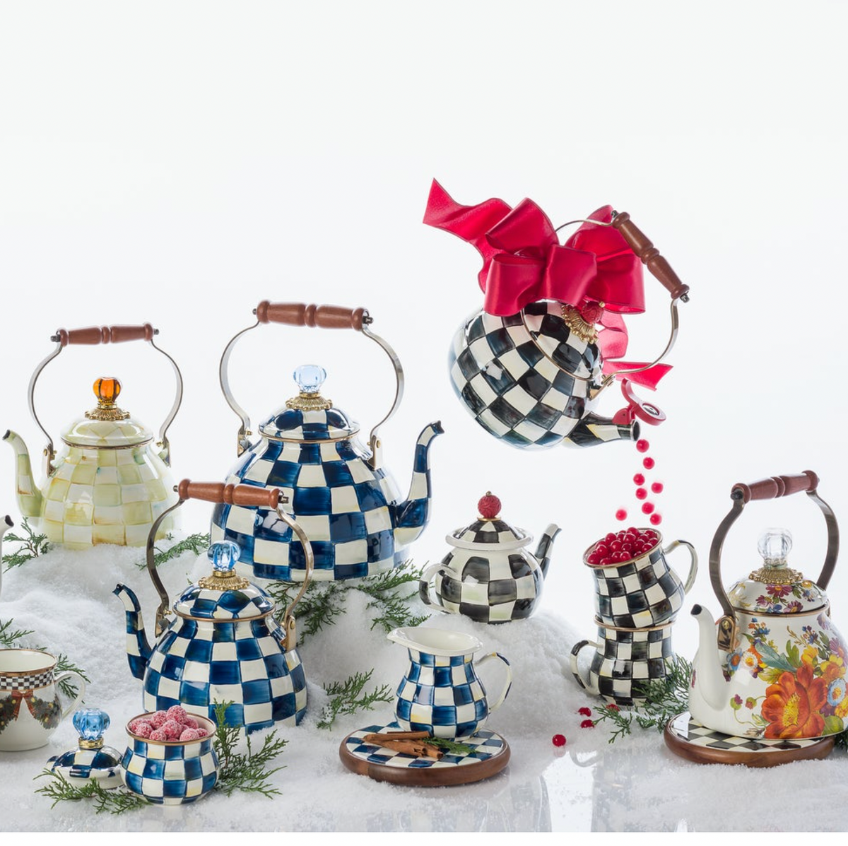 White Flower Market 2 Quart Tea Kettle