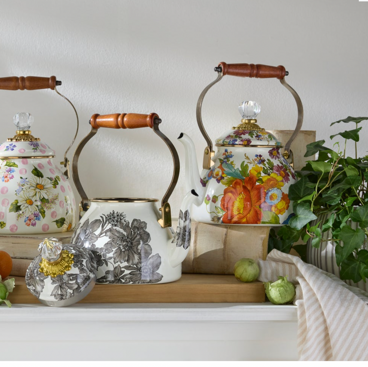 White Flower Market 2 Quart Tea Kettle