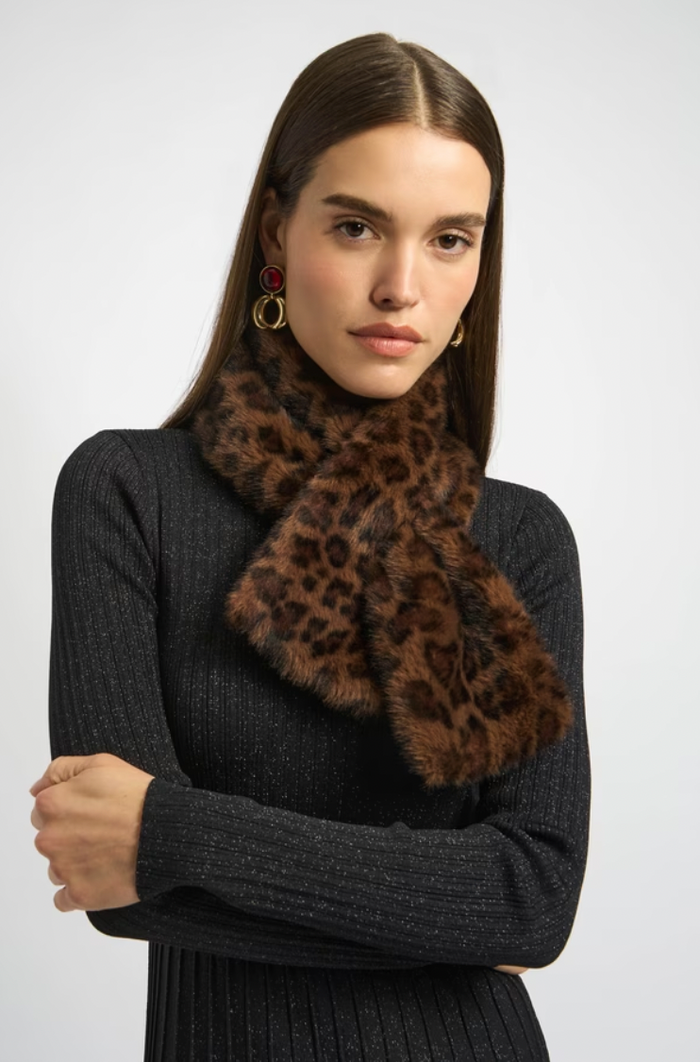 Leopard Faux Fur Scarf