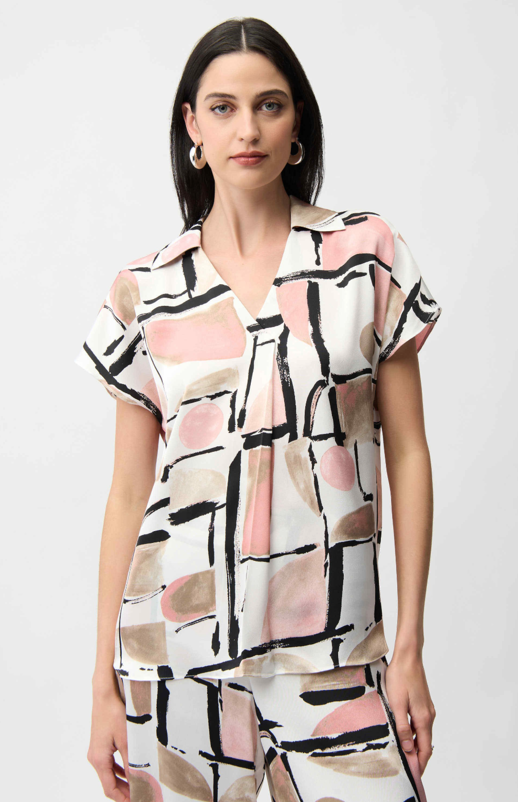 Satin Abstract Print Boxy Top With V-Neck