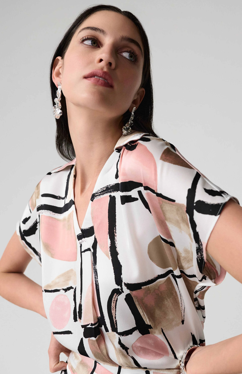 Satin Abstract Print Boxy Top With V-Neck