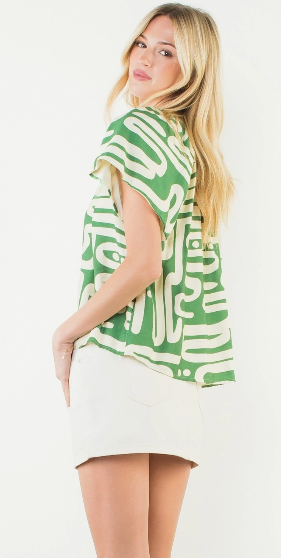 Short Sleeve Pattern V-Neck Top