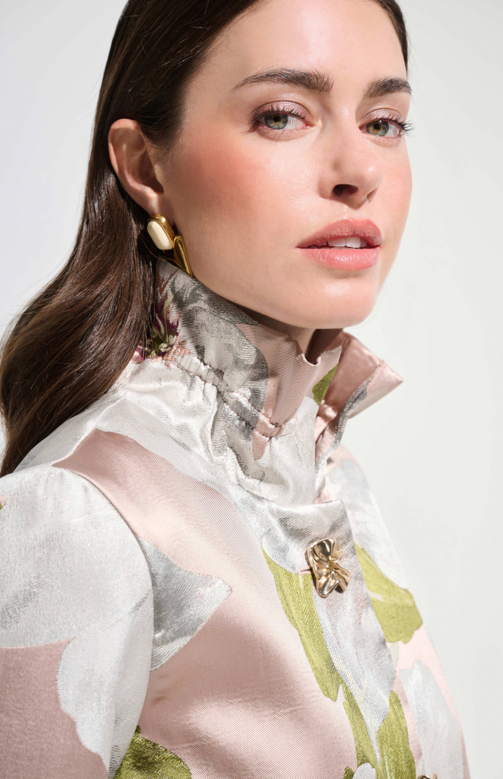 Floral Jacquard Trapeze Jacket With Bell Sleeves