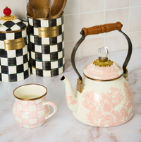 Rosy English Garden 2 Quart Tea Kettle
