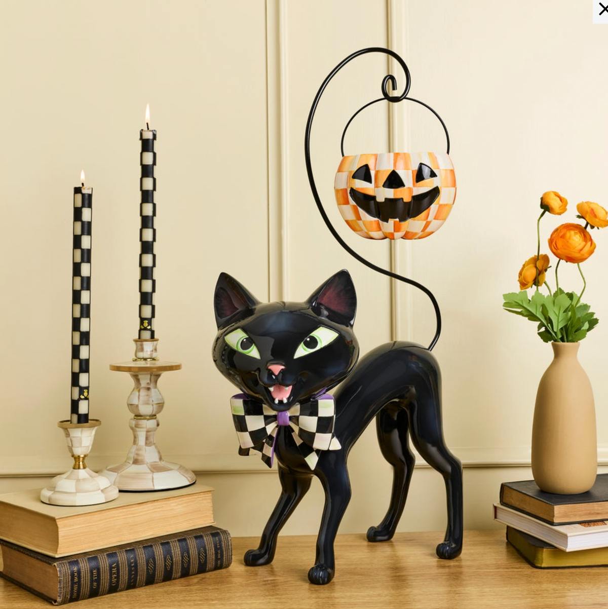 Courtly Cat with Pumpkin Bucket