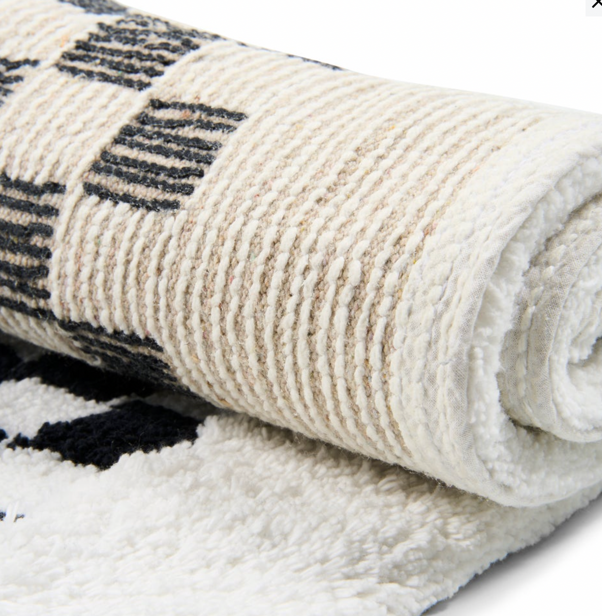 Black Check Hotel Bath Rug