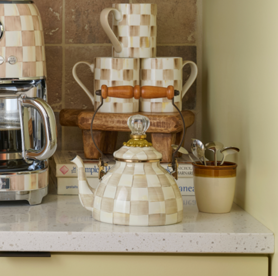 Mocha Check 1 Quart Tea Kettle