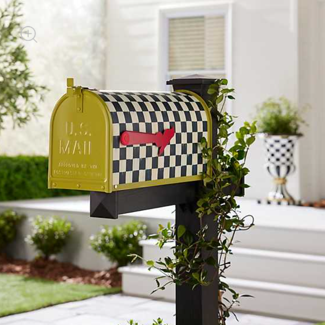 Courtly Check Mailbox