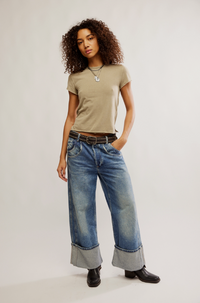 Nova Tee