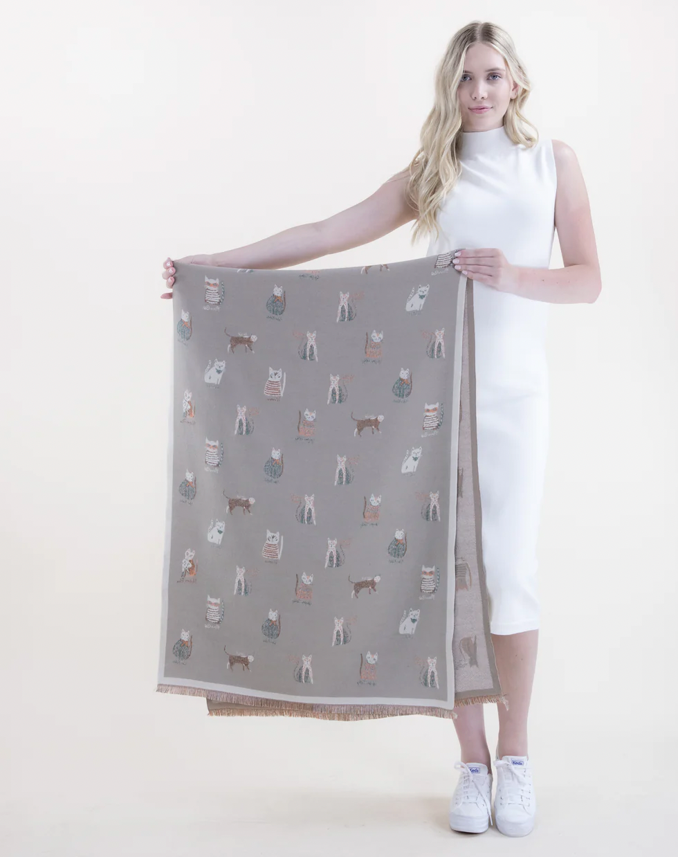 Classy Cat Pattern Scarf W/ Solid Border