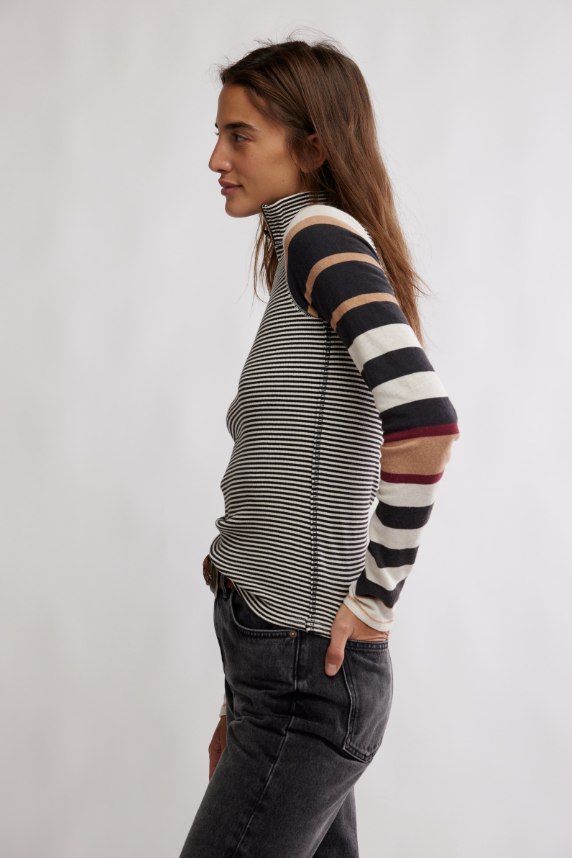 Avery Zip Up