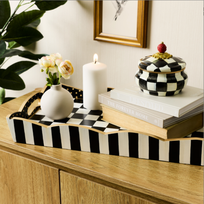 Courtly Check Breakfast Tray
