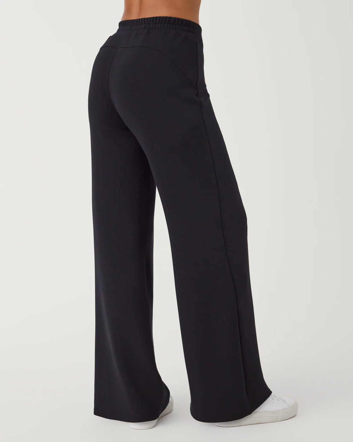 Air Essentials Wide Leg Pant