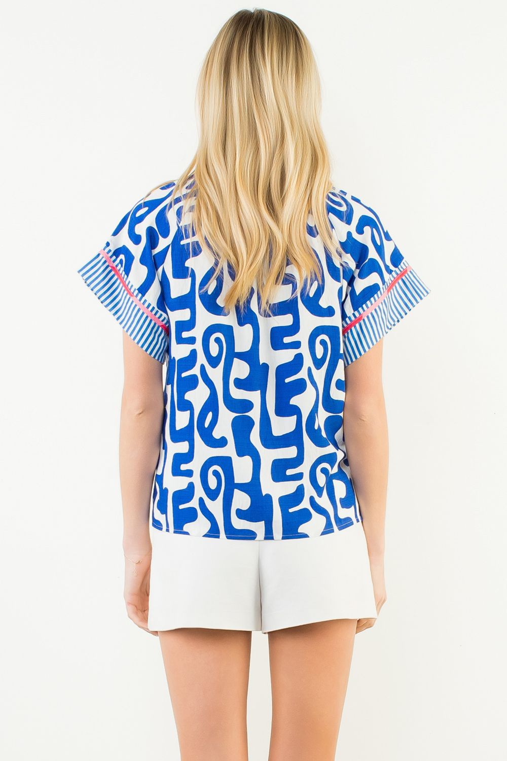Short Sleeve Abstract Pattern Top