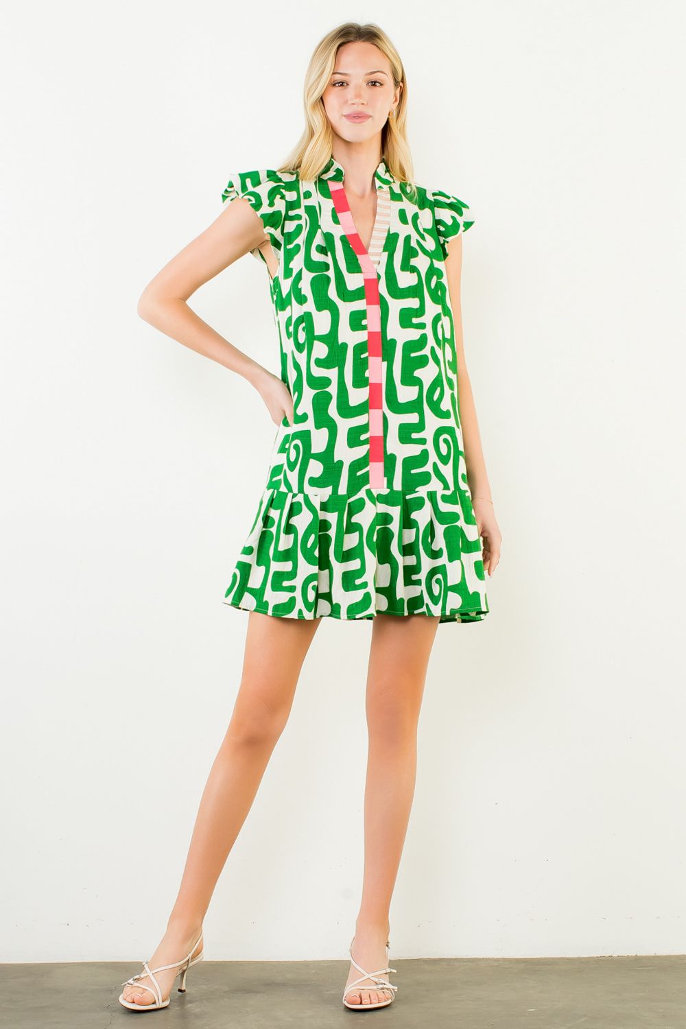 Short Sleeve Abstract Pattern Dress