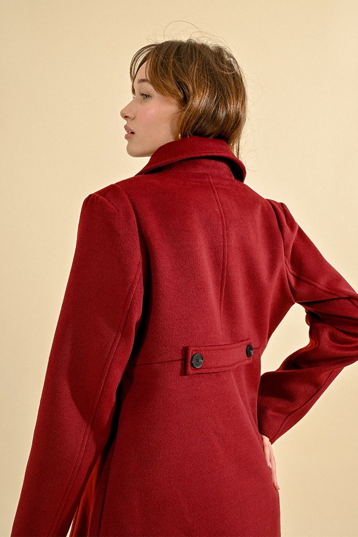 Straight coat