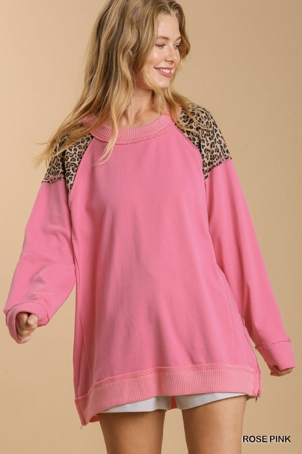 French Terry Animal Print Raw Edged Detail Tunic Top with Side Slits Zipper