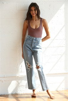 Mid Rise Loose Fit Destressed Jeans