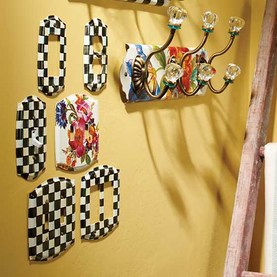Courtly Check Enamel Double Outlet Cover
