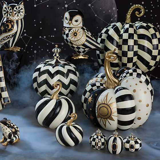 Courtly Check Gold Medal Pumpkin