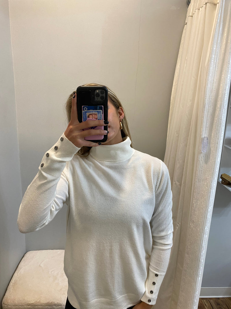 Basic Turtle Neck Sweater w Cuff Buttons