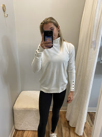 Basic Turtle Neck Sweater w Cuff Buttons